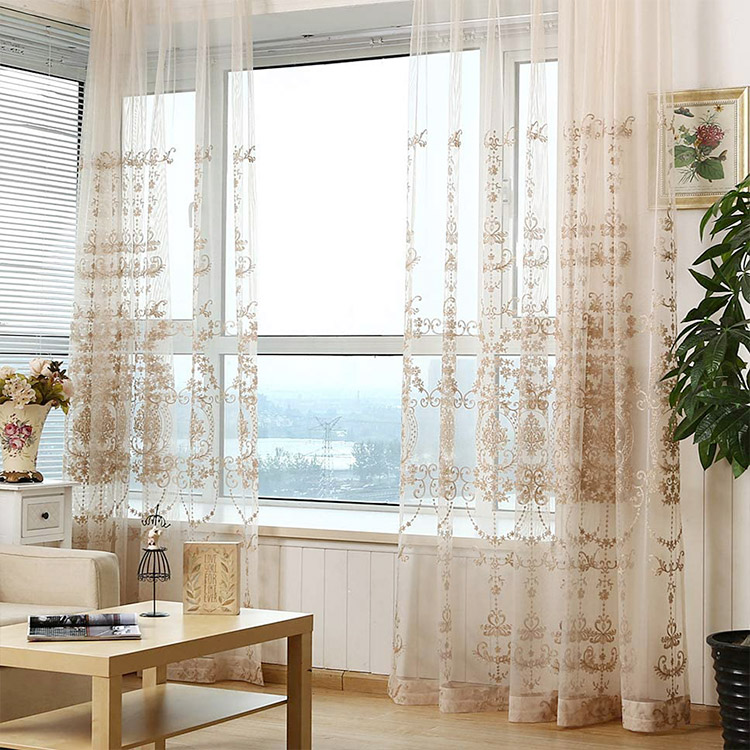 Alta qualidade China Fornecedor 100% Poliéster Pronto Canteiro de Flores Jacquard Cortina Transparente Tecidos Transparentes